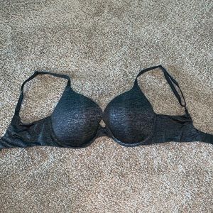 Victoria's Secret 32D bra